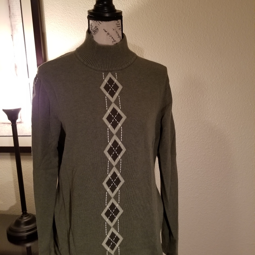 Mock turtleneck sweater